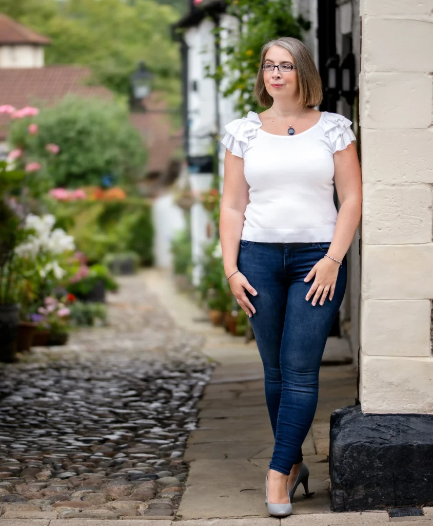 hannah paskin portrait shot